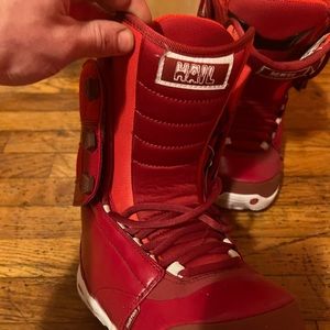 Burton HAIL-R Mens Snowboard Boots - Size 8 - RED